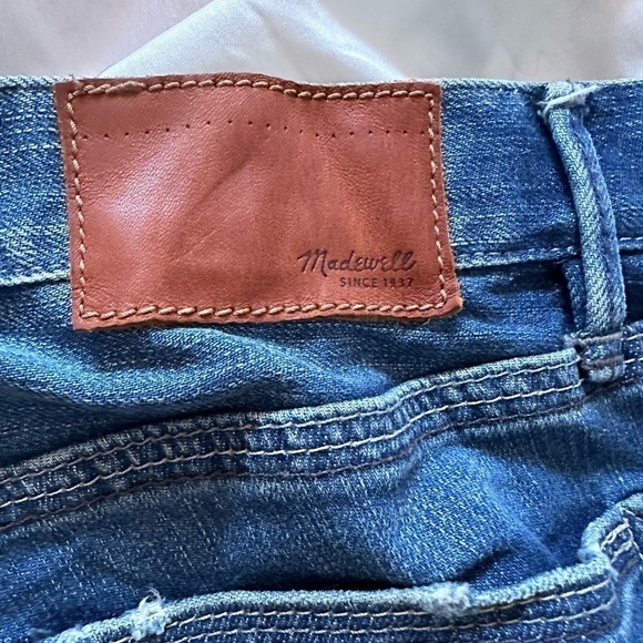 Madewell Skinny Low Jeans in medium dark wash - 25 x 32 - Picture 7 of 7